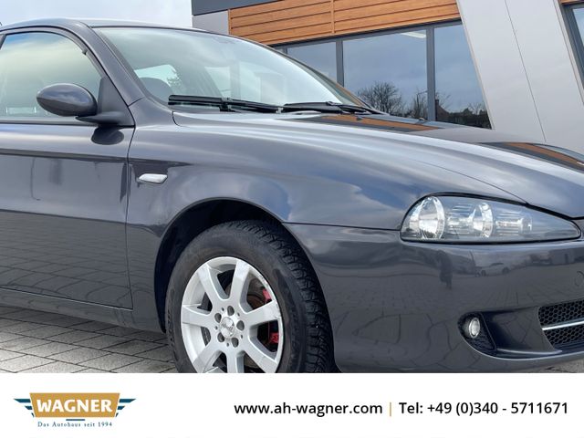 Alfa Romeo 147 1.6 TS 16V Distinctive Klimaautomatik