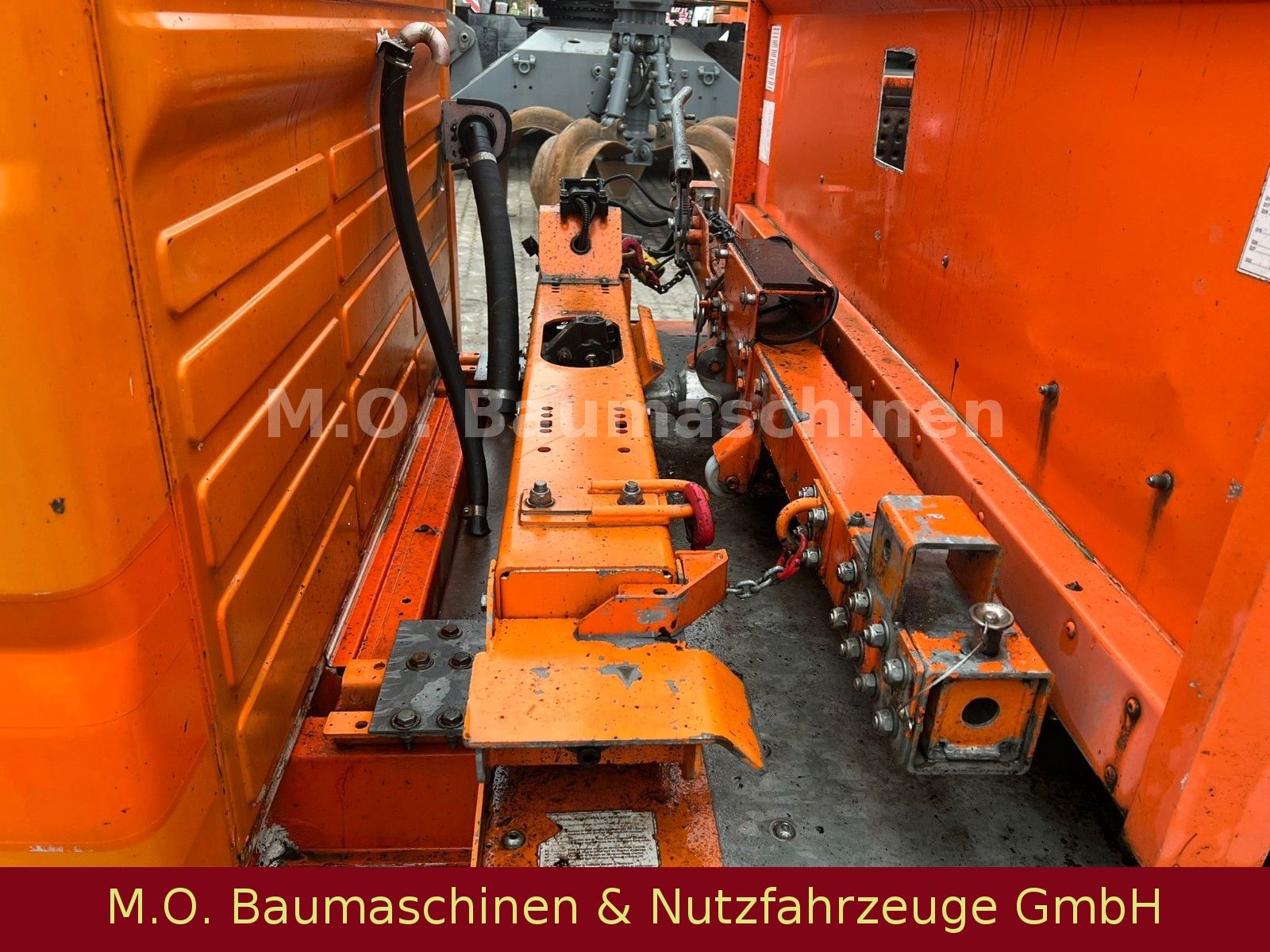 Fahrzeugabbildung Peugeot Boxer / 4x2 / 3 Achser / Kipper /
