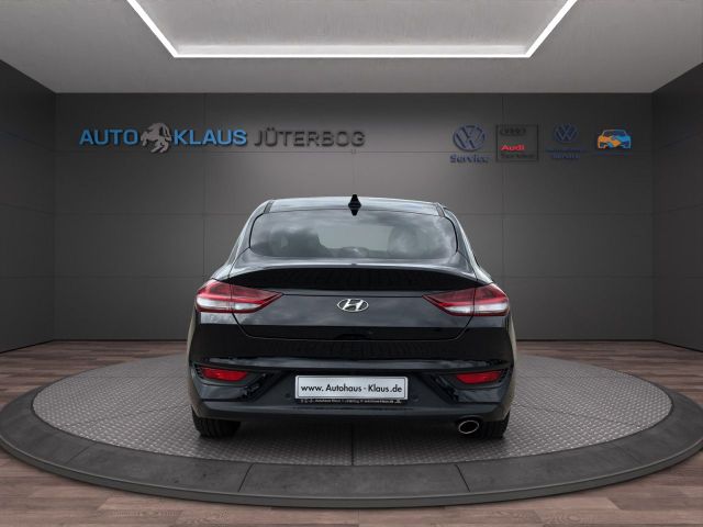 i30 Fastback 1.4 T-GDI Style+Navi+Sitzh.