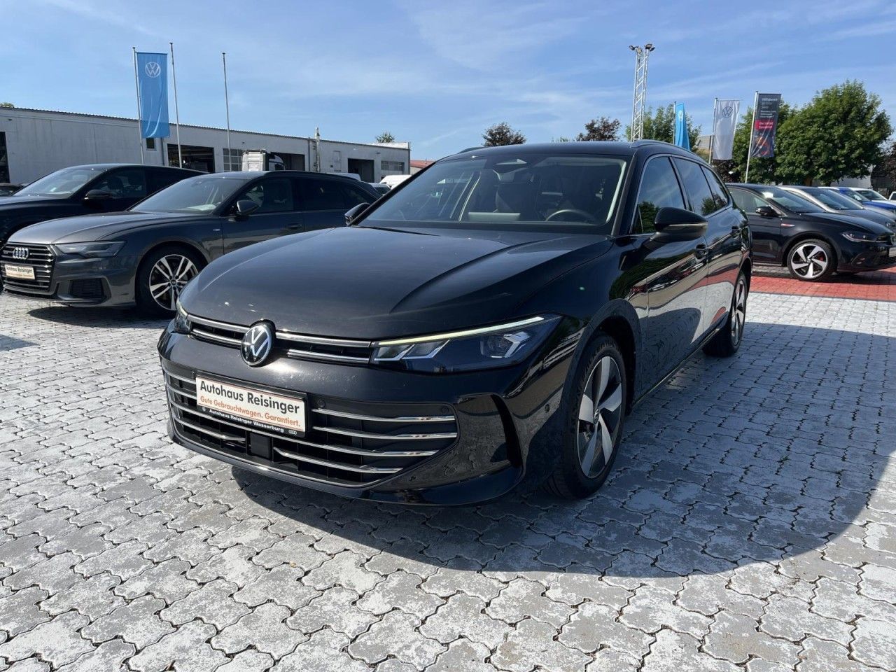 Volkswagen Passat Variant 2.0 TDI Business DSG (LED+NAVI+AH imagem 2