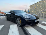 Porsche Panamera - - - Porsche Panamera Unfallwagen