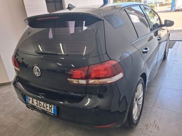 Volkswagen Golf - 3