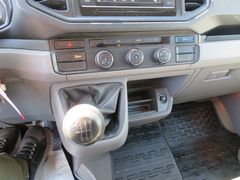 VW Crafter 50 2.0 TDI Koffer LR RWD Klima 3-Sitze VW Crafter 50 2.0 TDI Koffer LR RWD Klima 3-Sitze