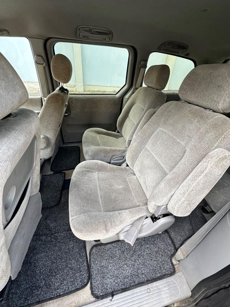 Kia Carnival 2005 — photo 9