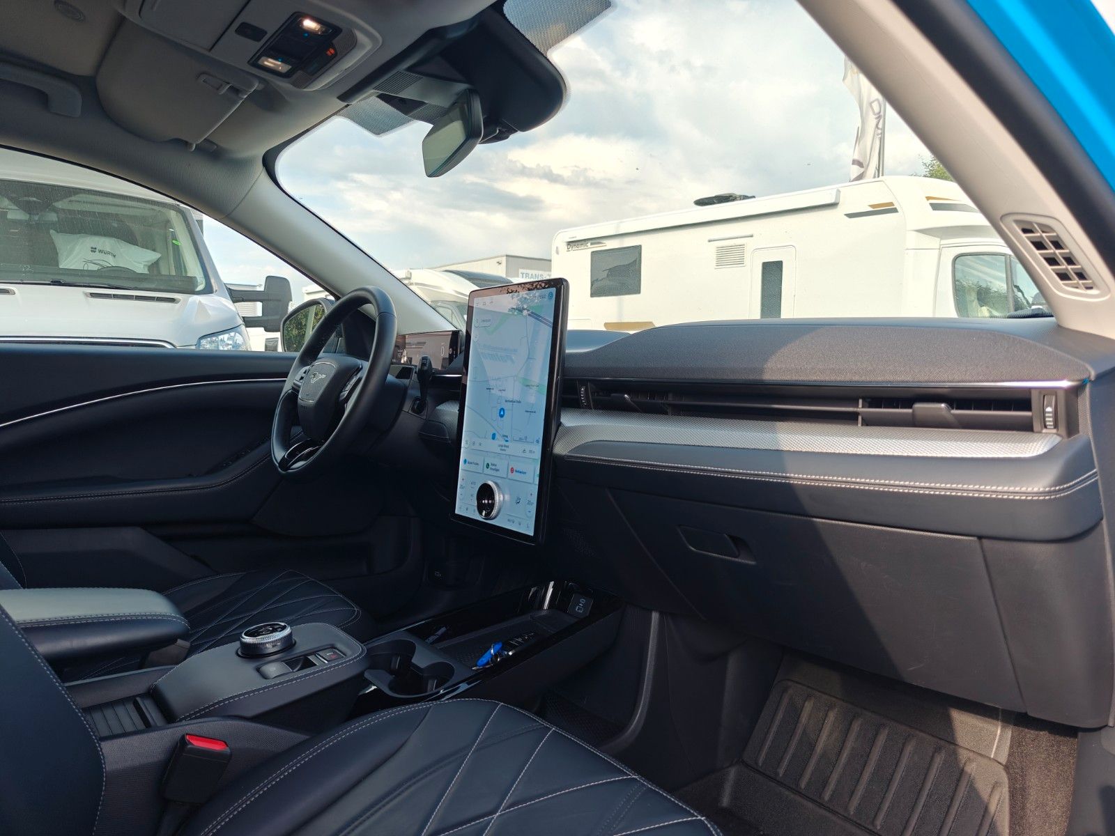 Fahrzeugabbildung Ford Mustang Mach-E - 360 Kamera, ACC, Laneassist -
