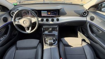 Mercedes E 200 - 8
