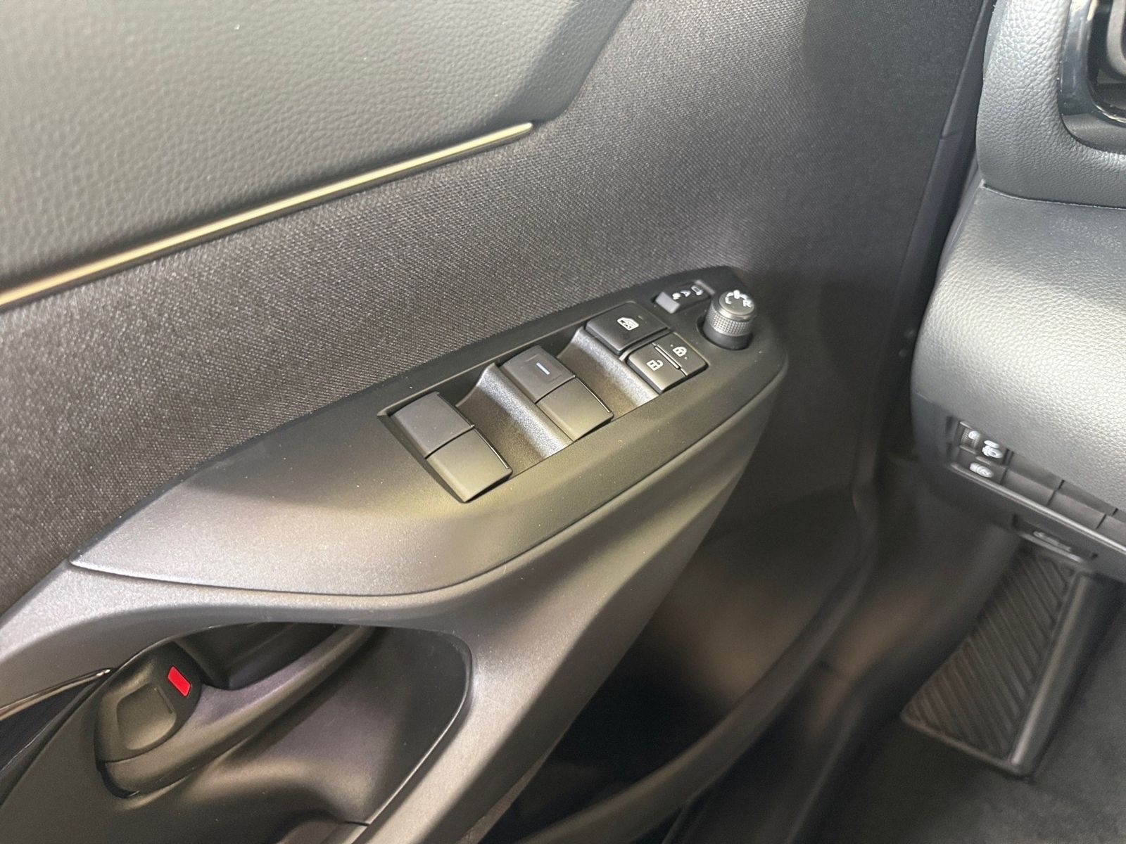 Fahrzeugabbildung Toyota Yaris Cross Teamplayer 1.5-l-Hybrid EPH,