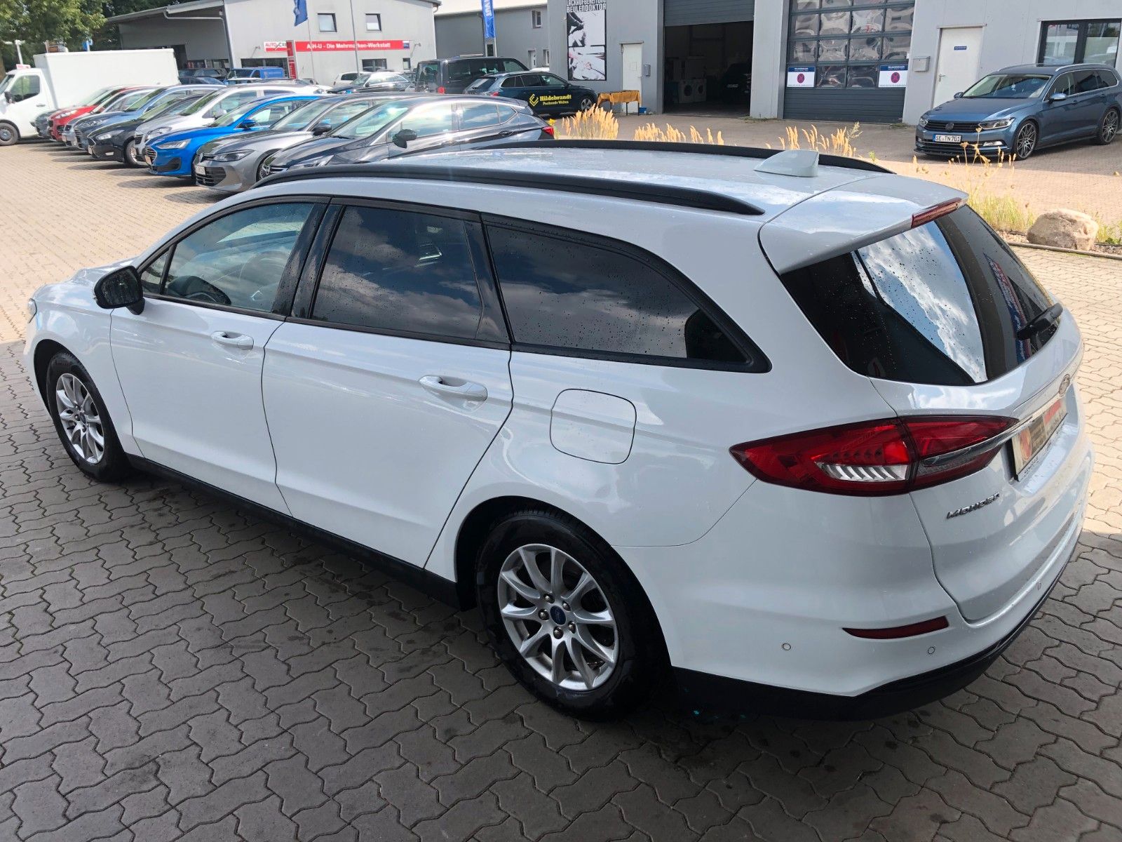 Fahrzeugabbildung Ford Mondeo Turnier Trend 2.0 CRDi