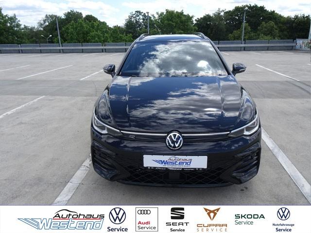 Volkswagen Golf Var. R-Line 1.5l eTSI 110kW DSG LED Navi