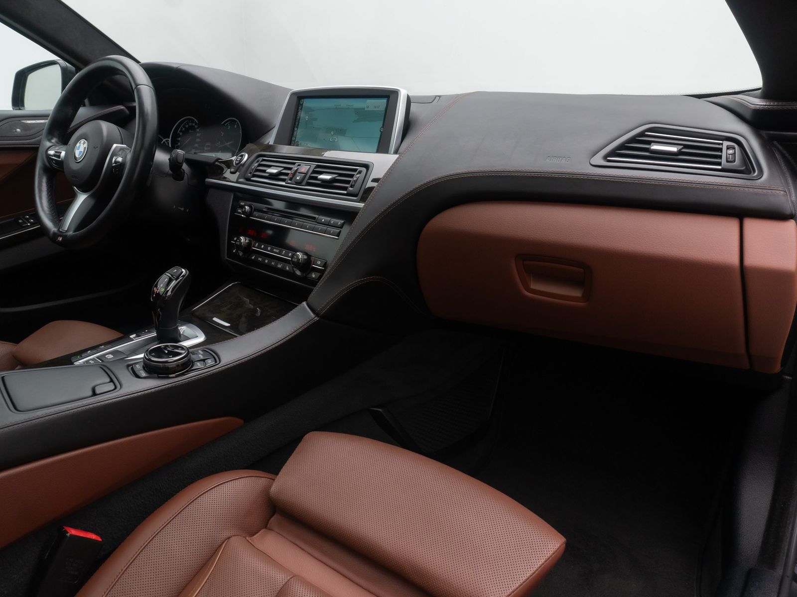 Fahrzeugabbildung BMW 640i xD Coupé M Sport H/K Kamera HUD SoftCl 19"