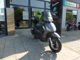 Piaggio Beverly 125 - PIAGGIO BEVERLY