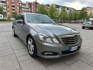 Mercedes E 250 - 1