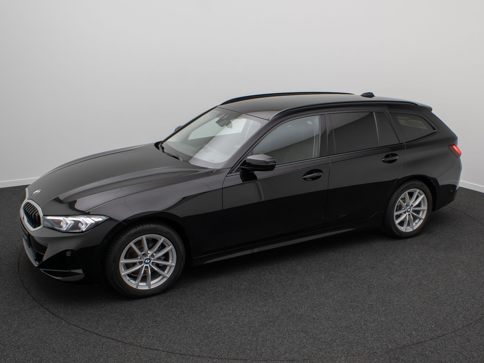 Fahrzeugabbildung BMW 318i Kamera DAB HiFi CockPit+ Geschwindigkeitsre