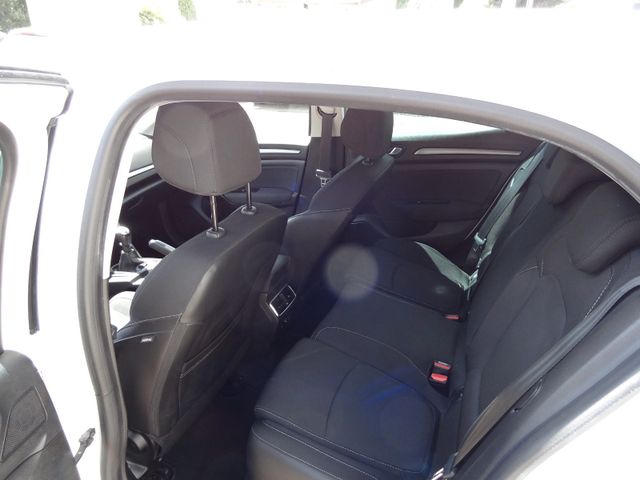 Fahrzeugabbildung Renault Megane IV Lim. 5-trg. Zen/1.Hd/Navi/SitzH/PDC/