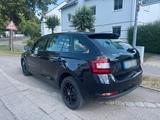 Skoda Rapid 1.4 TSI 125 PS 7-Gang DSG Pano - Skoda Rapid: Kleinwagen