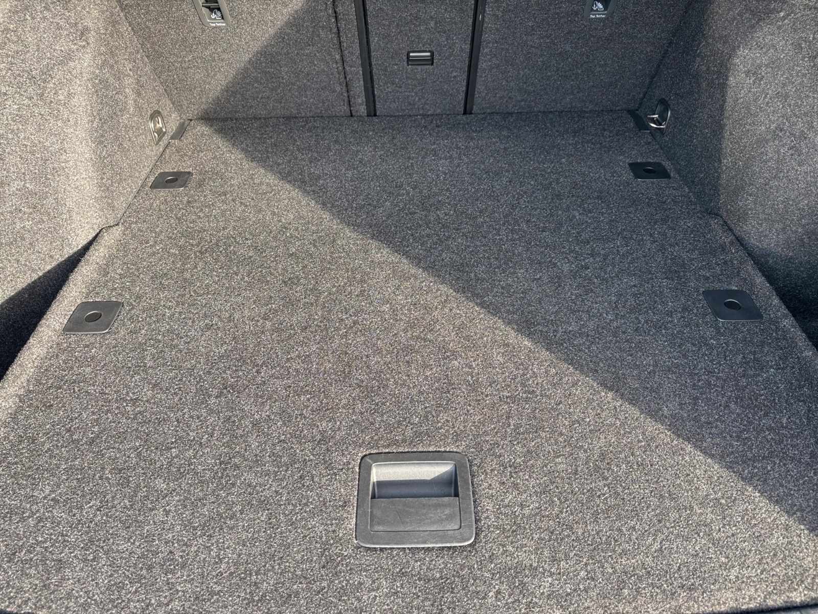 Fahrzeugabbildung SKODA Octavia Combi Style First Edition 2.0 TDI