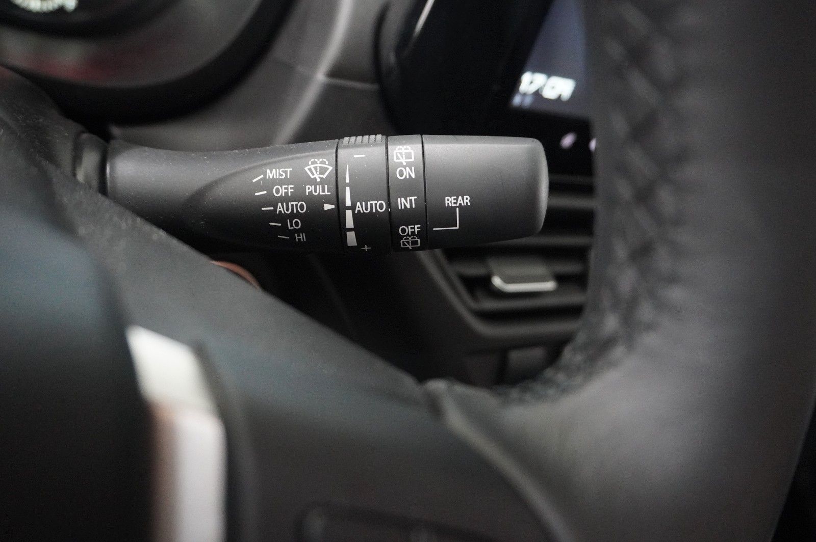 Fahrzeugabbildung Suzuki (SX4) S-Cross 1.4 COMFORT NAVI/LED/KAMERA/SH/DAB