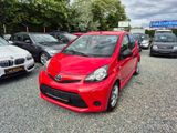 Toyota Aygo Basis*EURO 5*KLIMA*5 Türig*TÜV NEU*** - Toyota mit Benzin-Antrieb: Kleinwagen, Aygo Türig