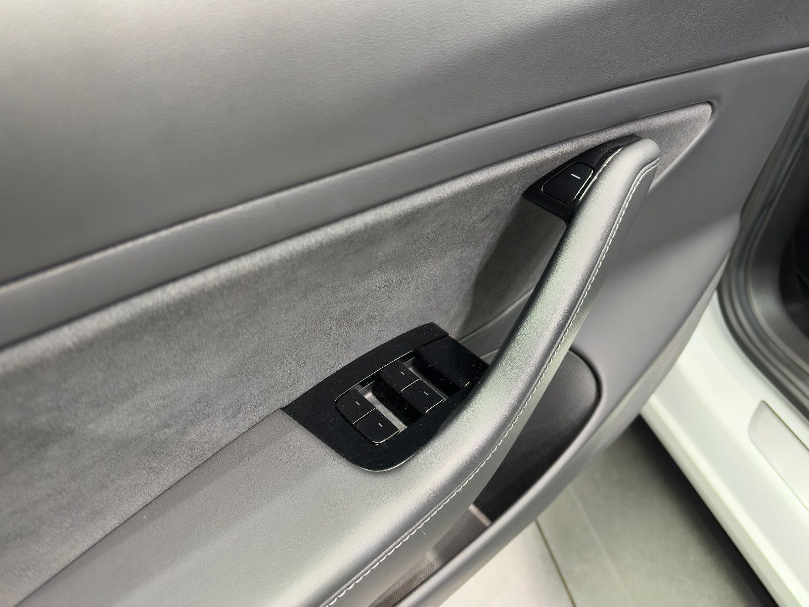 Fahrzeugabbildung Tesla Model 3 Long Range Dual AWD |PANO|PREMIUM-SOUND