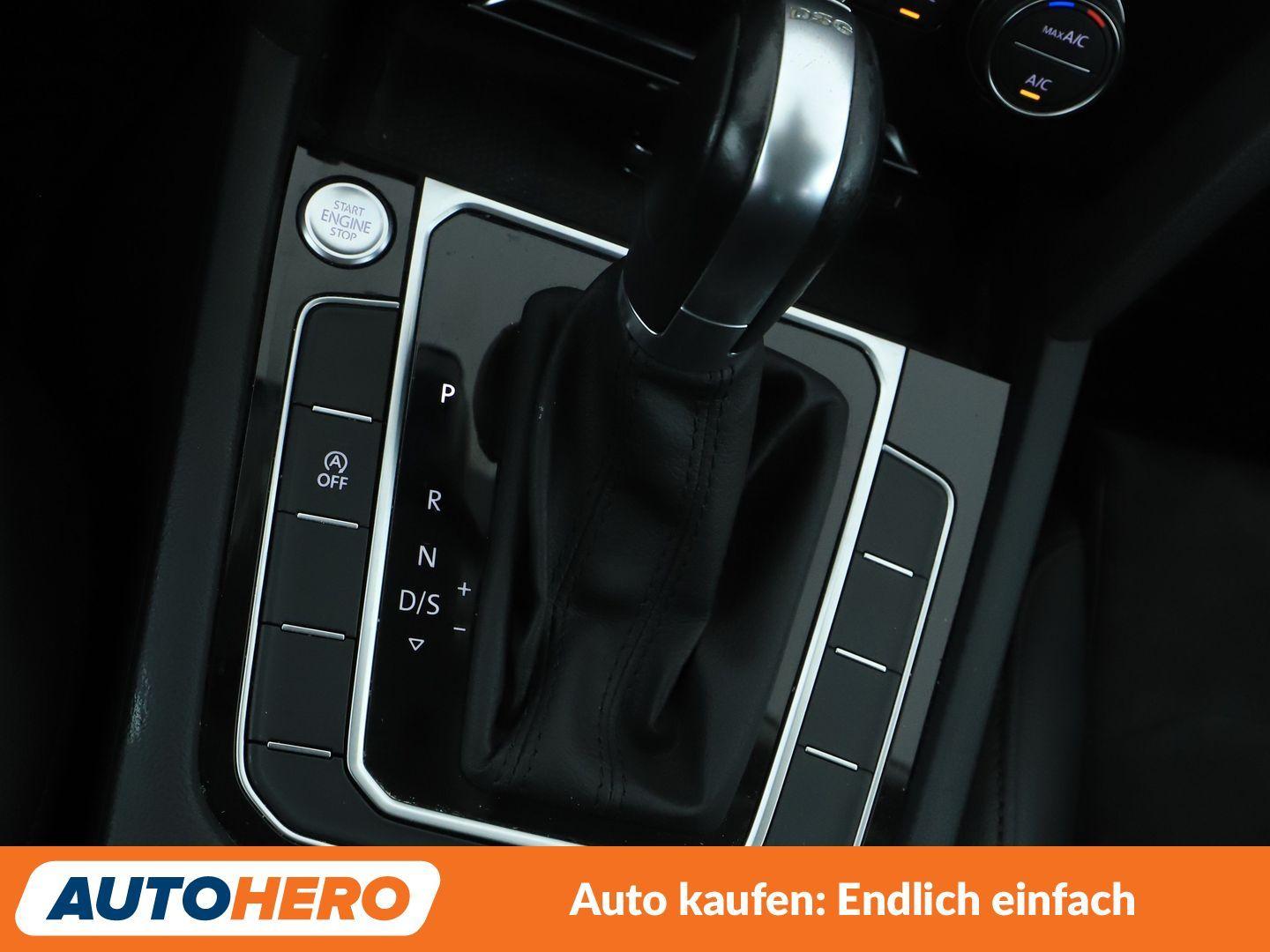 Volkswagen Passat 1.5 TSI ACT Highline Aut.*NAVI*LED*PDC*