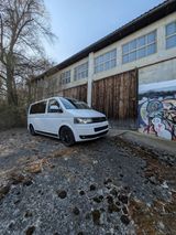 Volkswagen T5 Multivan (Tüv neu bis 06/2027) - Volkswagen T5 Multivan mit Benzin-Antrieb