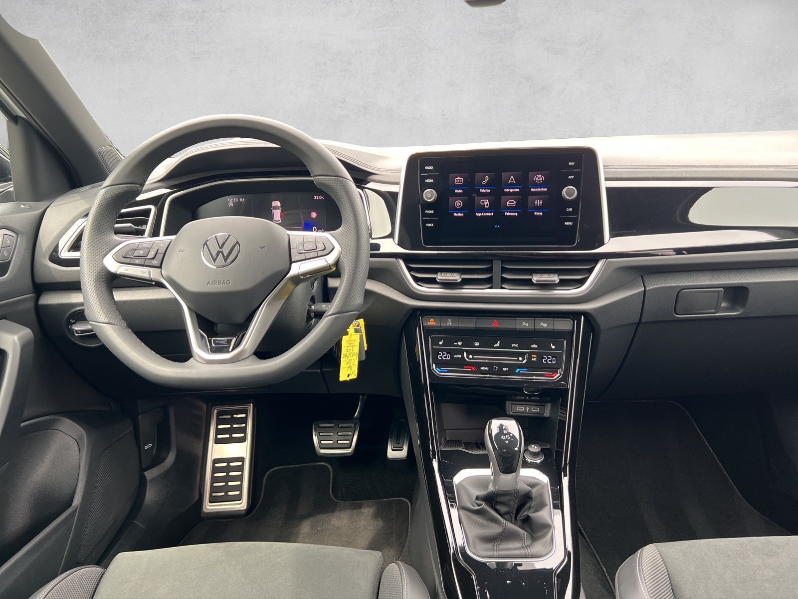 T-Roc R-Line 1.5 TSI DSG AHK*Kamera*ACC*CarPlay
