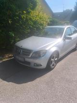 Mercedes-Benz Mercedes Benz W204 250   204 ps - Mercedes-Benz 250 in Düsseldorf