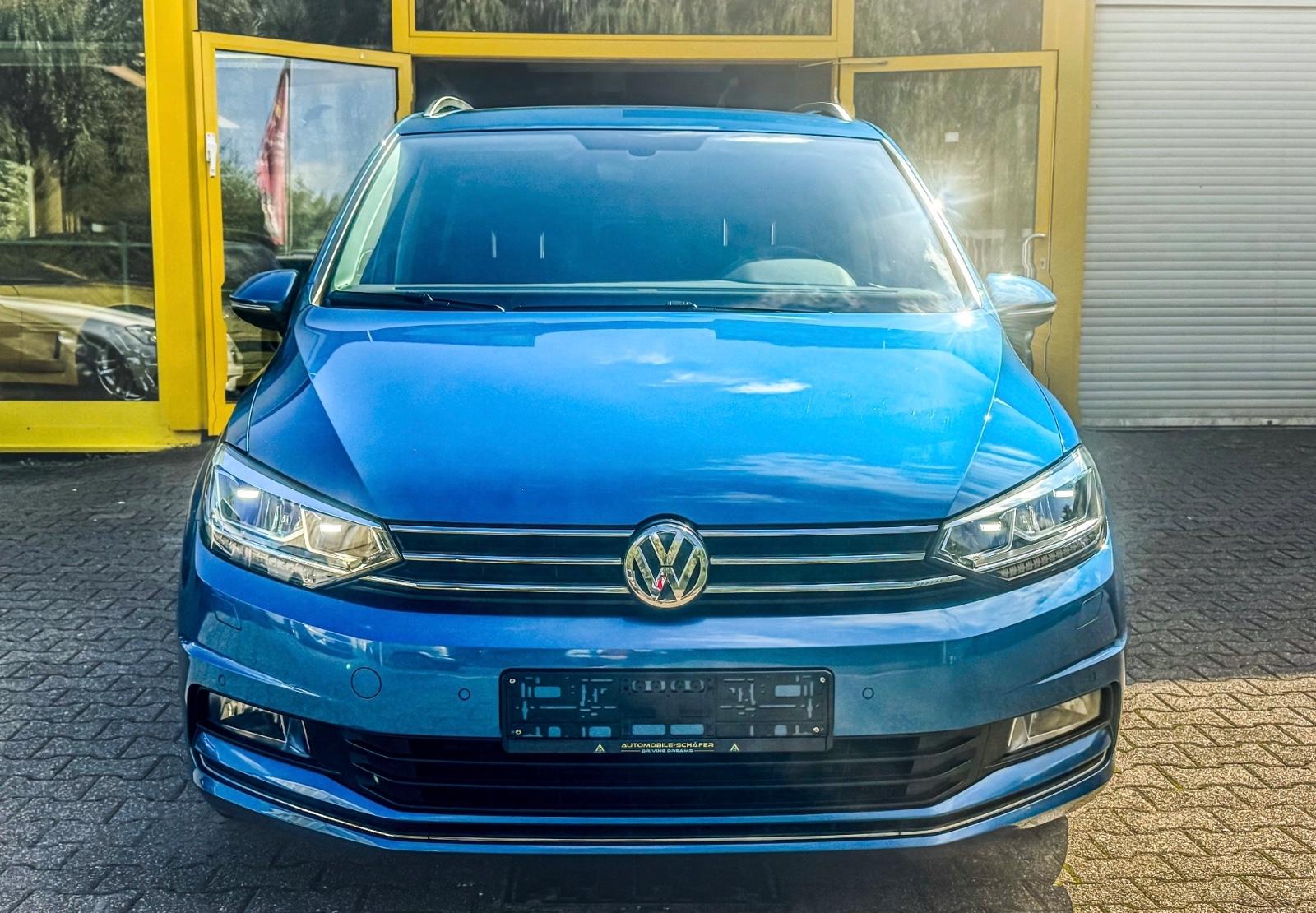 Volkswagen Touran Highline BMT*ACC*1. HAND*LED*VELOURS*AHK