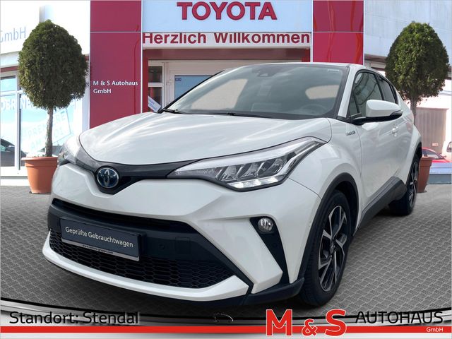 Toyota C-HR 2.0 Hybrid Team D KAMERA LED SCHEINWERFER