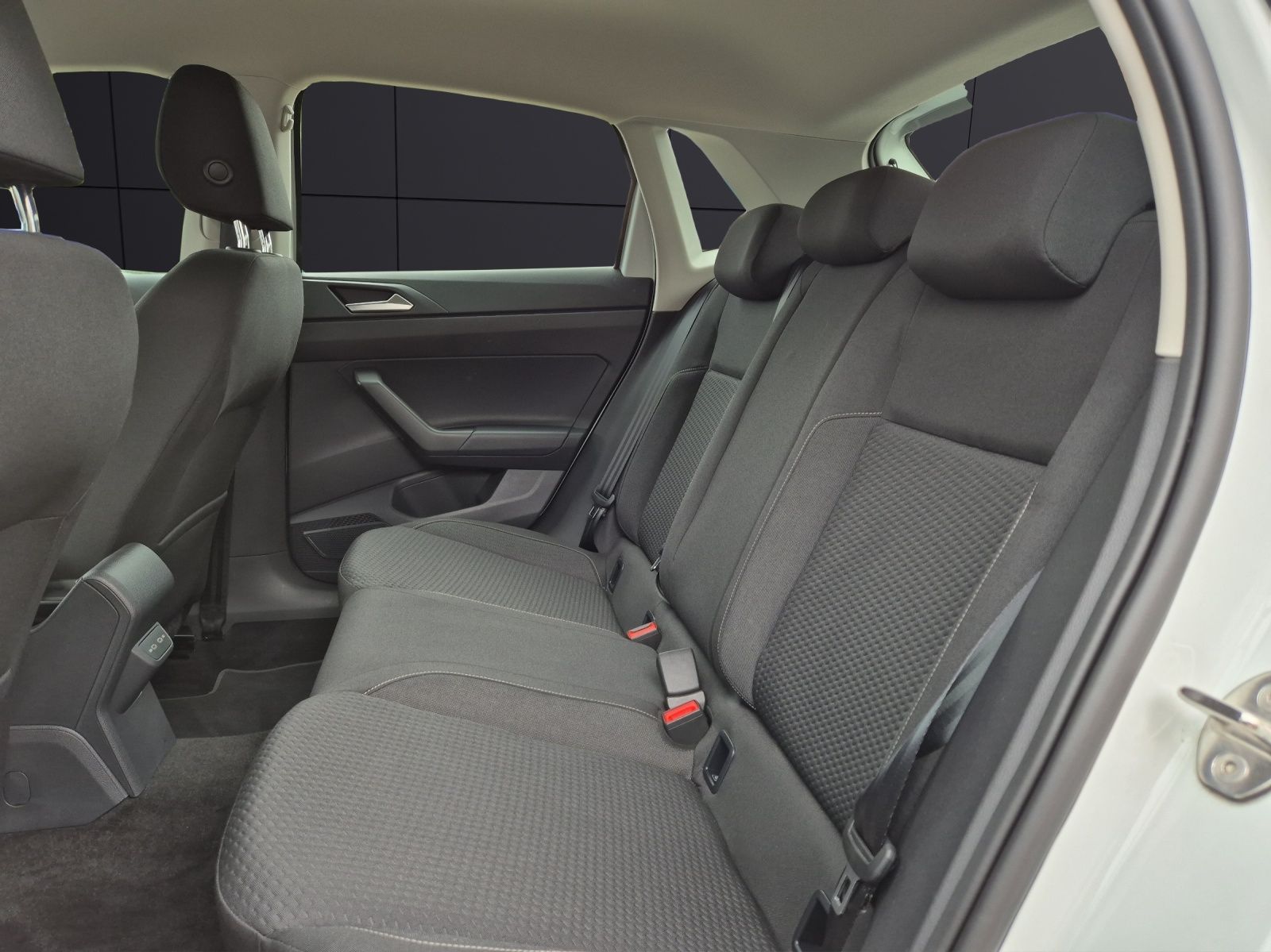 Fahrzeugabbildung Volkswagen Polo TSI Comfortline Klima DAB