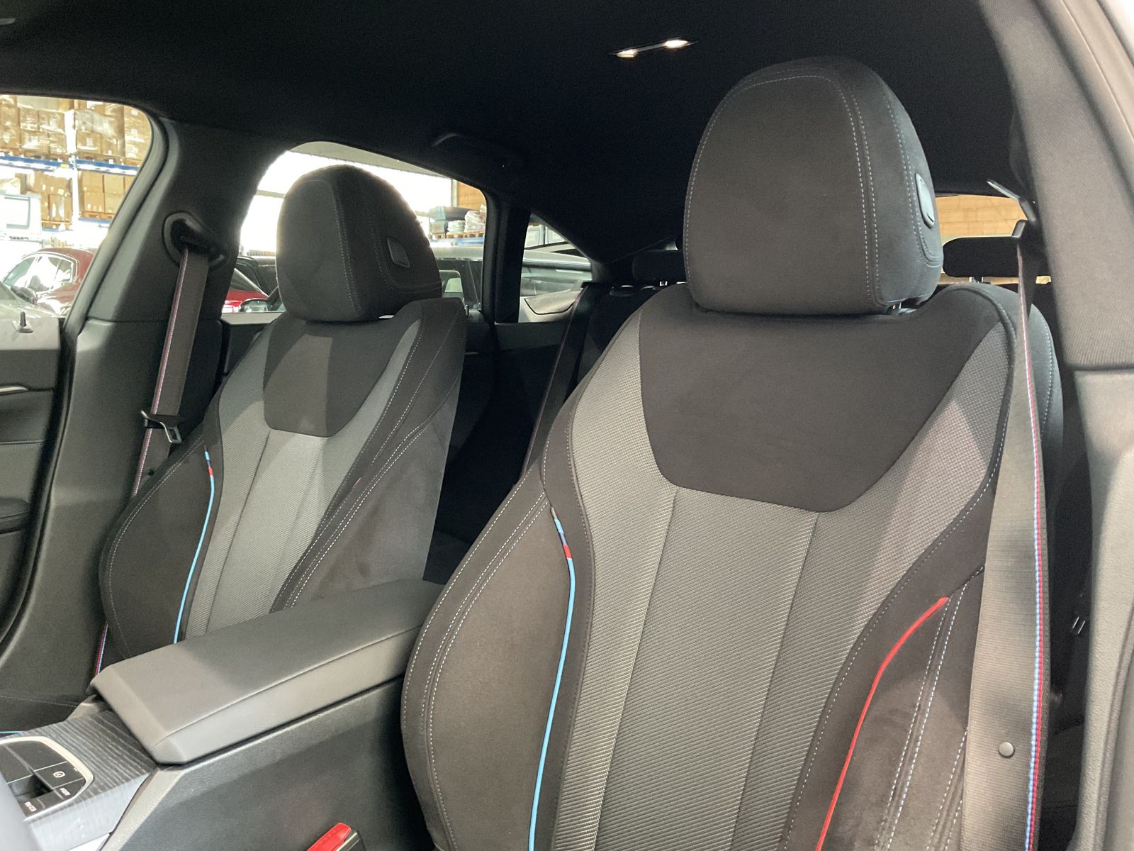 Fahrzeugabbildung BMW i4 M50 M Sportpaket pro, 19" LMR