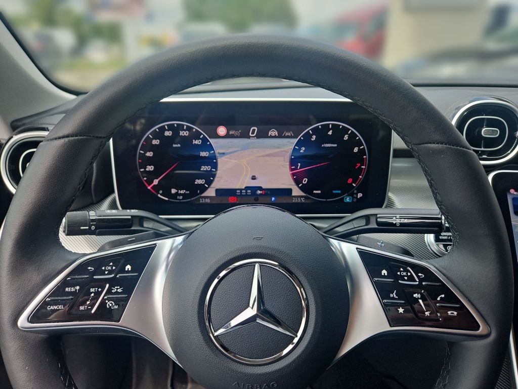 Fahrzeugabbildung Mercedes-Benz C 200 Avantg. ACC LED Navi Winterpaket 360° DAB