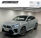 BMW iX2 xDrive30 M Sportpaket Head-Up Harman/Kardon  - BMW iX2 mit Panoramadach