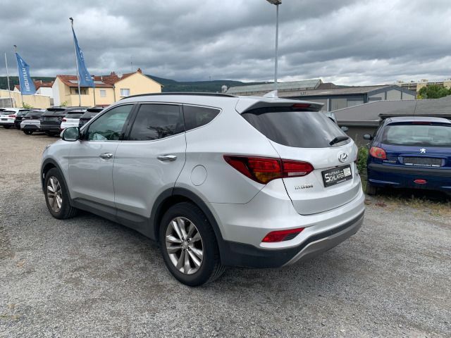 Fahrzeugabbildung Hyundai SANTA FE 2.2 CRDi DPF Style blue 4WD Navi Leder
