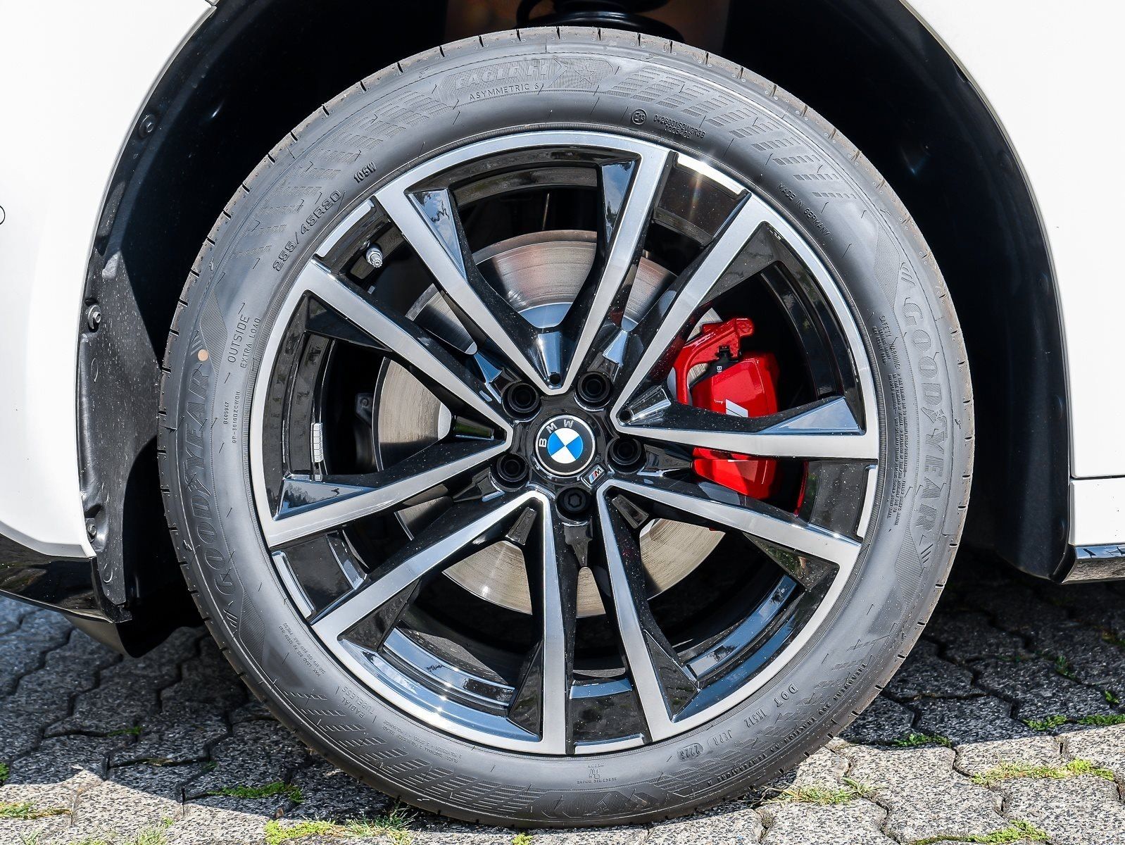 BMW iX3 - Bild 4
