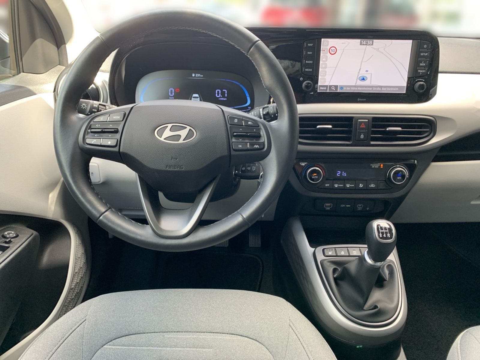 Fahrzeugabbildung Hyundai i10 1.2 Prime Navi Allwetter