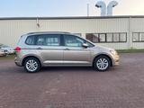 Volkswagen Touran Rollstuhllift Comfortline - Behindertengerechte Volkswagen Touran