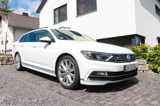 VW Passat Comfortline R-Line Ext. AHK NAVI 01/27