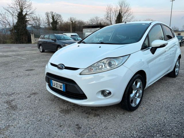 Ford Fiesta TITANIUM 1.4 GPL 5 porte - 2010