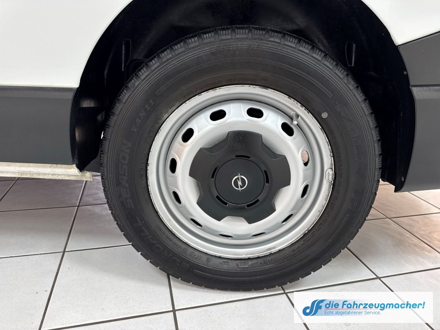 Fahrzeugabbildung Renault Trafic Kasten L2H1 2,9t Komfort AHK PDC *EXPORT