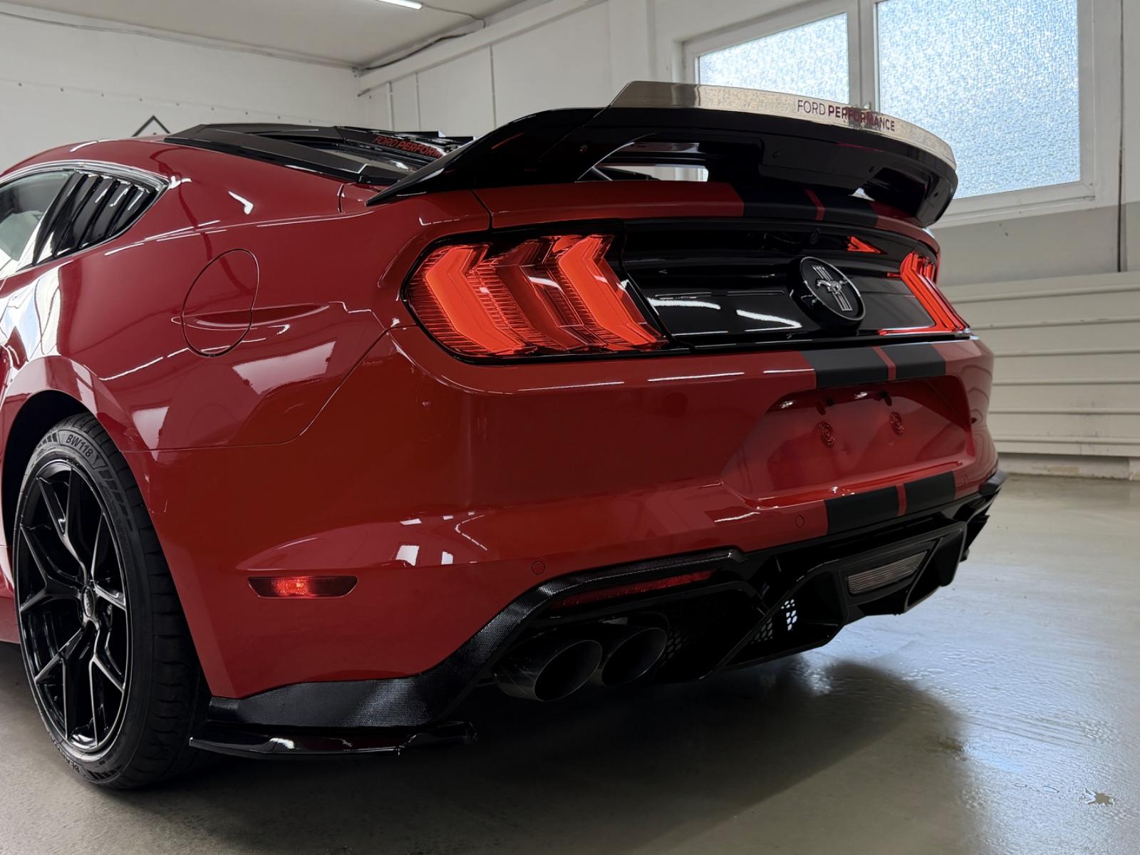 Ford Mustang 2.3 HIGH PERFORMANCE/ Shelby/