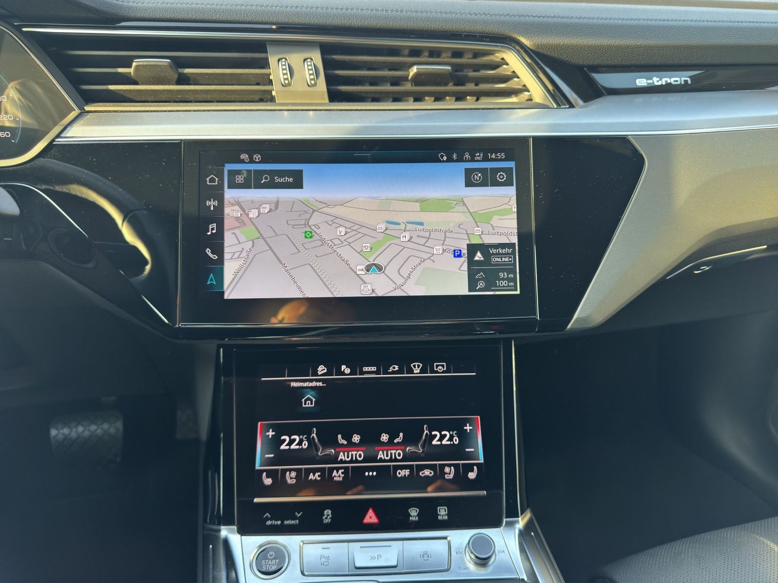 Audi Q8 e-tron - Bild 12