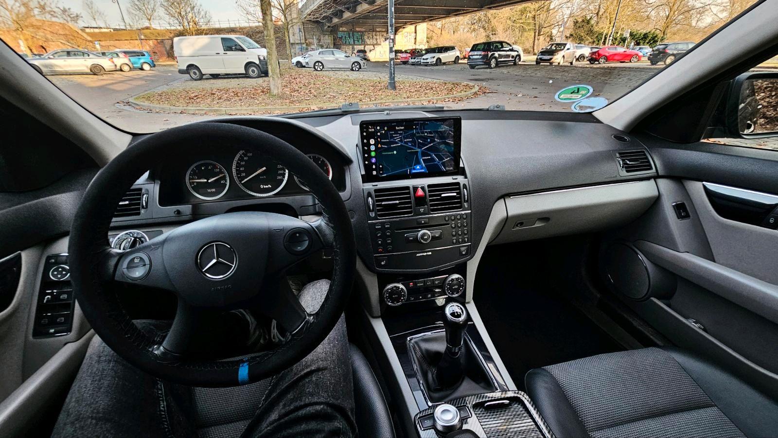 Mercedes-Benz C220 2008 — photo 12