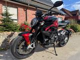 MV Agusta Brutale 800 RR - MV Agusta Brutale 800 R