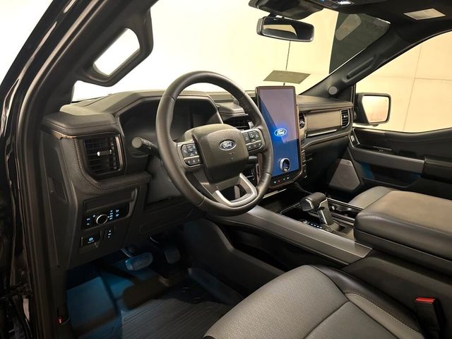 Ford 3xF150 Lightning Lariat  gr. Batterie im Vorlauf