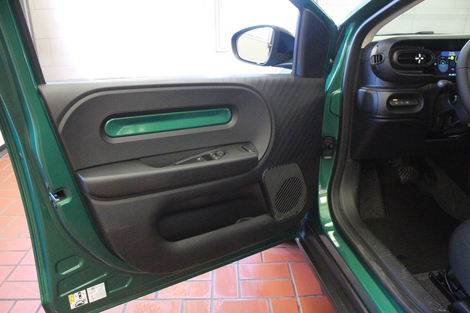 Fahrzeugabbildung Renault Twingo E-Tech 80 Urban Range *Techno*Sitzheizung
