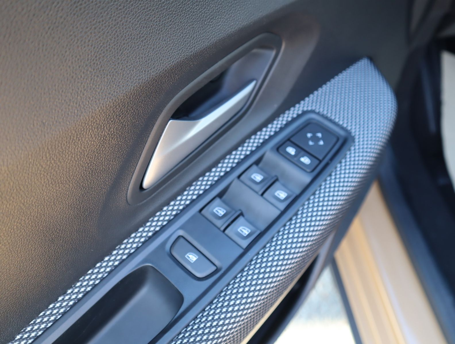 Dacia Sandero - Bild 15