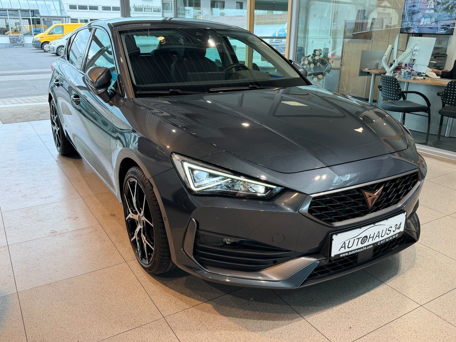 Cupra Leon LED ACC LINE SIDE 29000 Km imagem 2