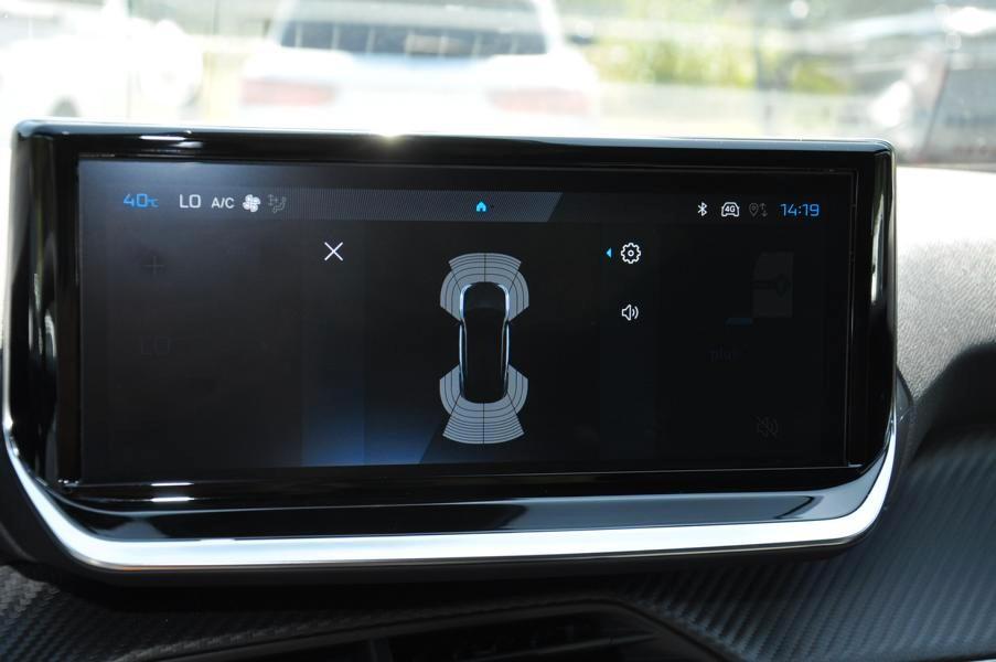 Peugeot 2008 Hybrid 145 Allure *LED*