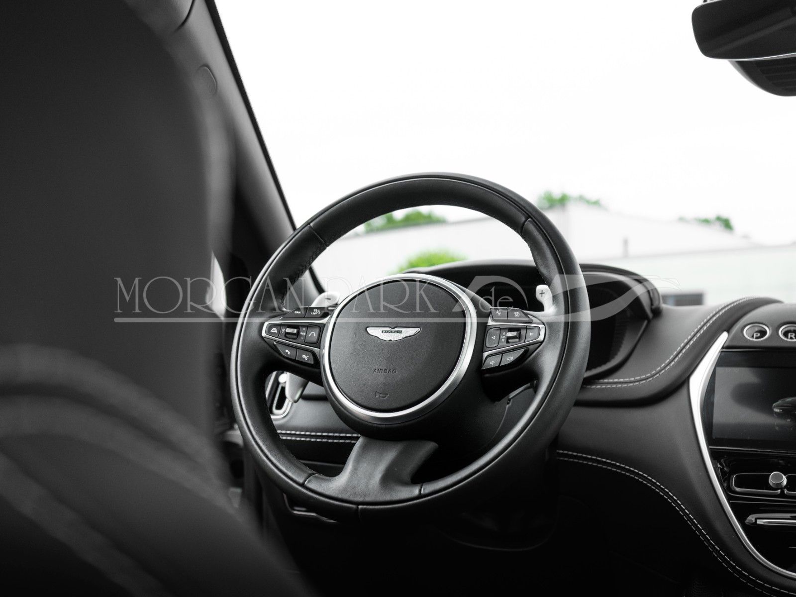 Fahrzeugabbildung Aston Martin DBX 707 1.Hd. MwSt. *Sonderlack* VOLL